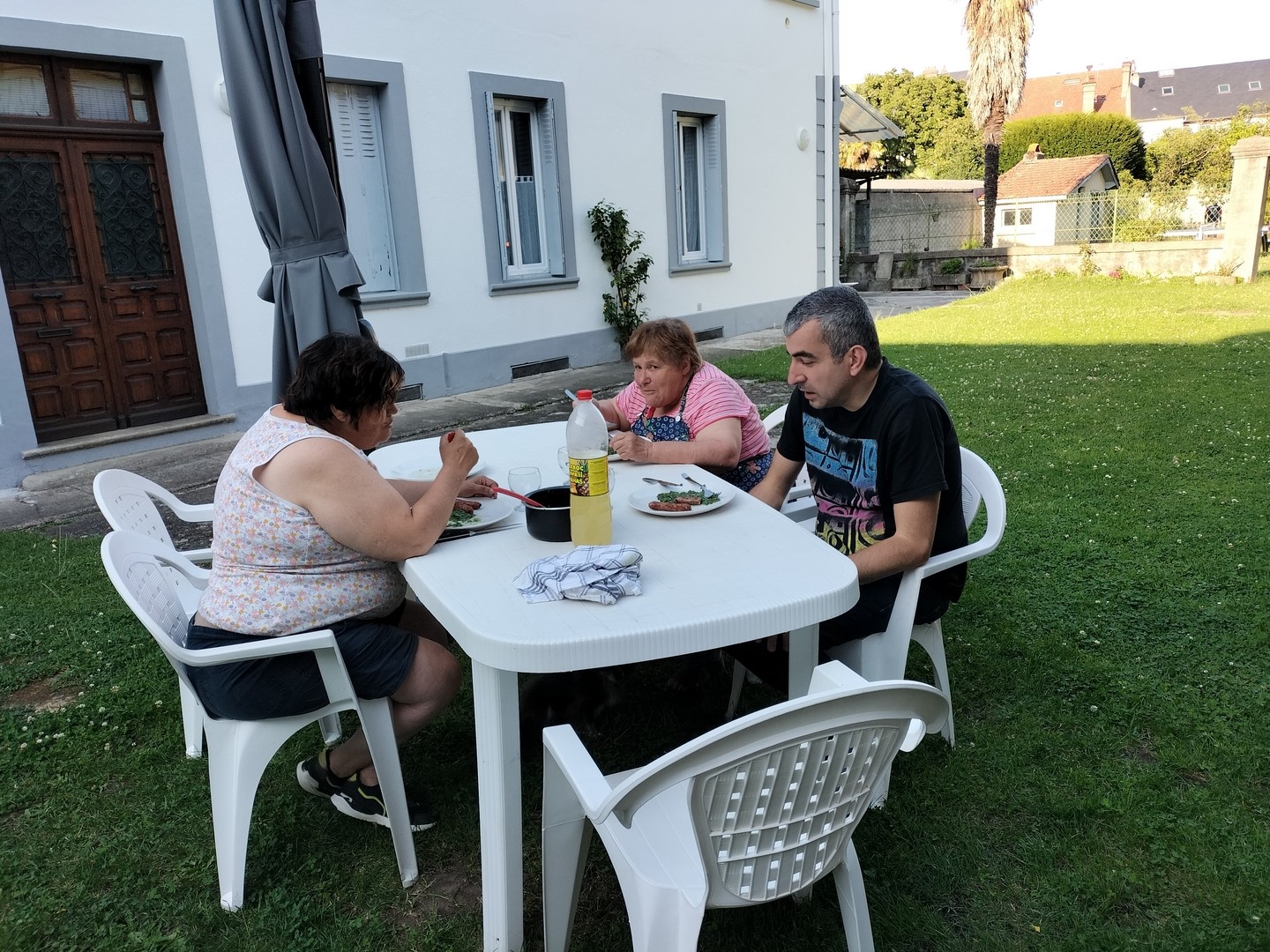 chacun son repas...mais ensemble