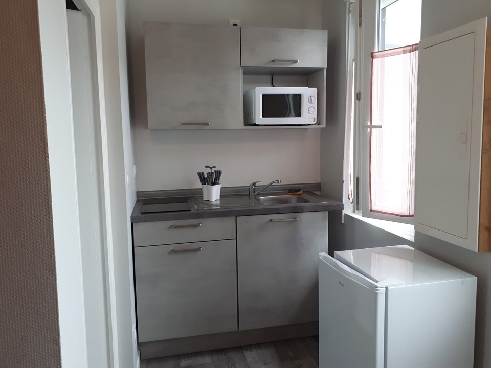 Meuble n 6 
