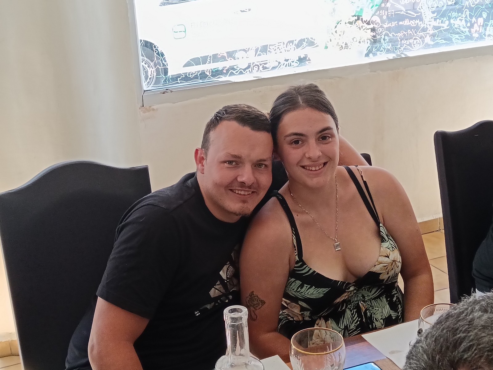Au restau pour le depart de clea et lucas le 1er octobre 8 