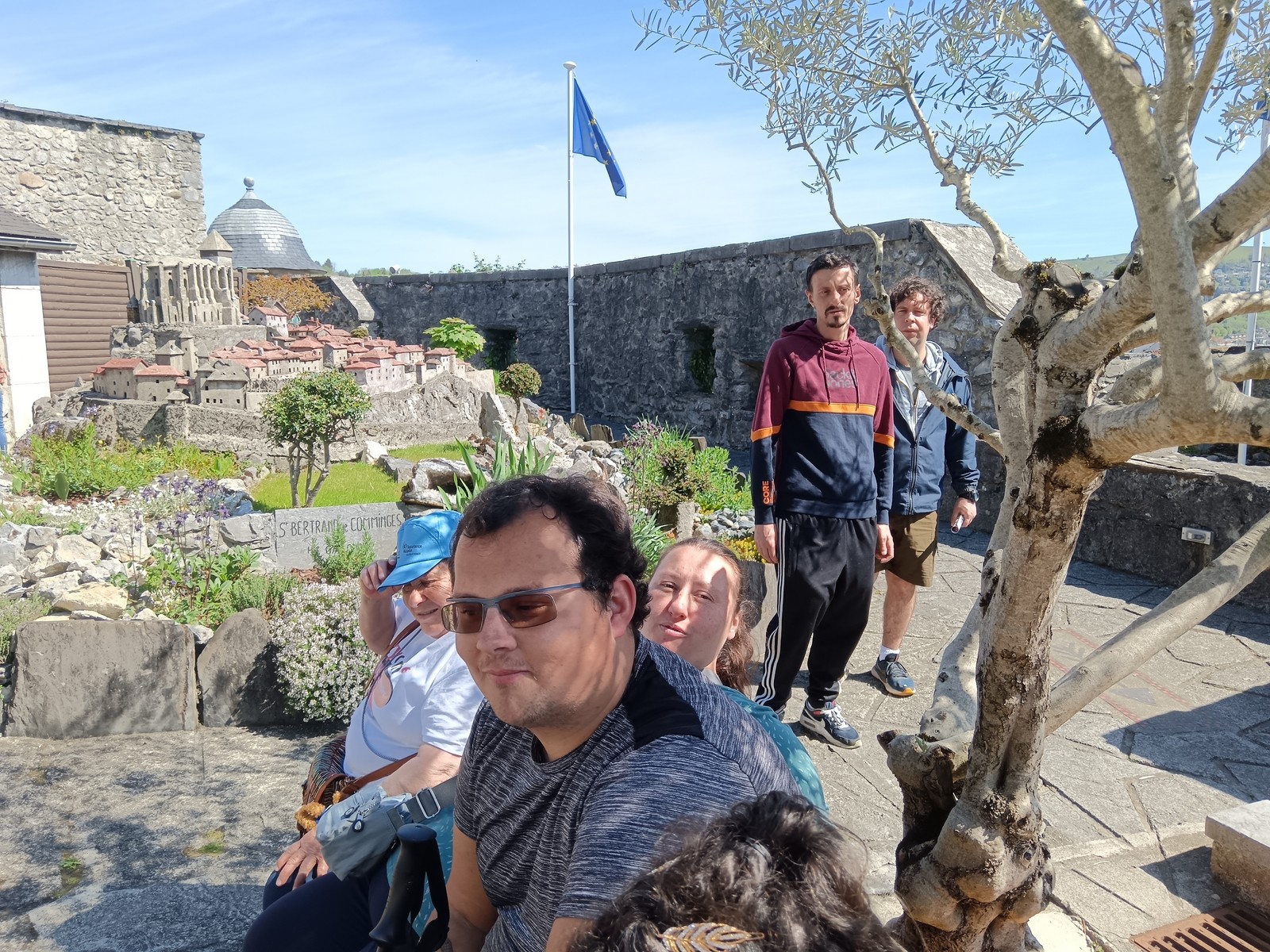 Chateau de lourdes le 14 avril 114 
