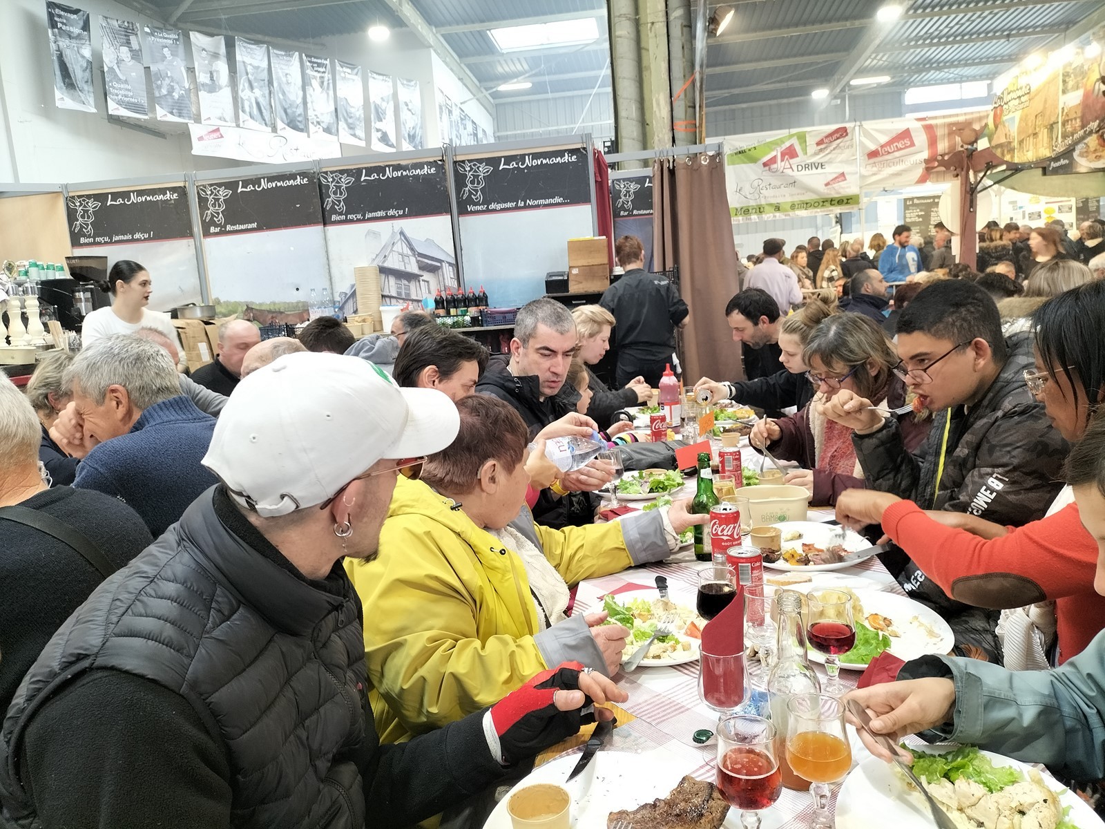 tous à table, la faim se fait sentir