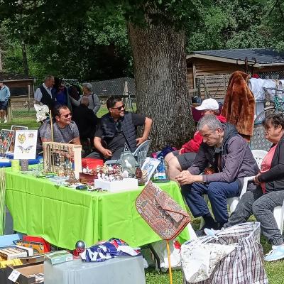 Vide grenier montjoie 3 