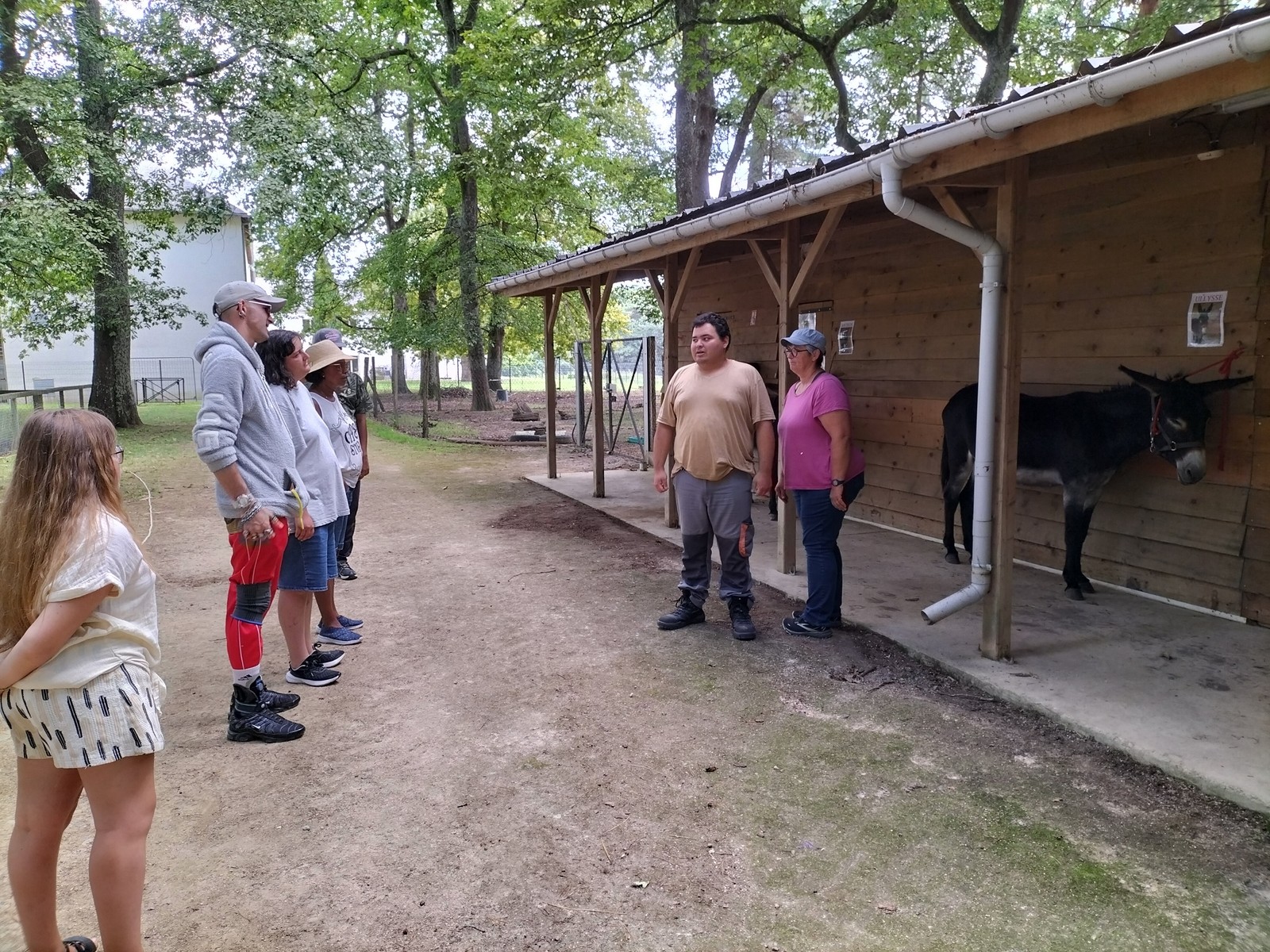 Visite et activites a la ferme de la montjoie 47 